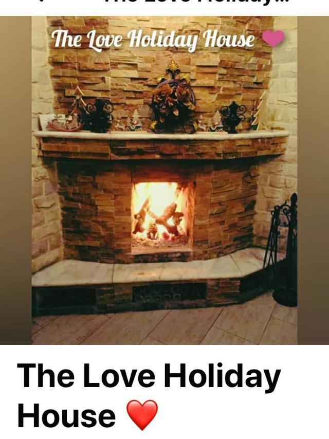 The Love Holiday House Tris Elies Exterior photo