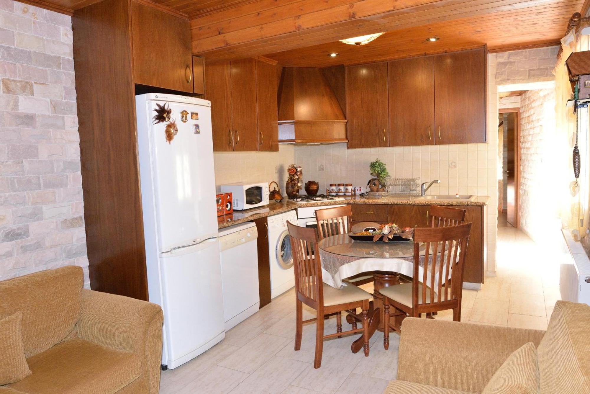 The Love Holiday House Tris Elies Exterior photo